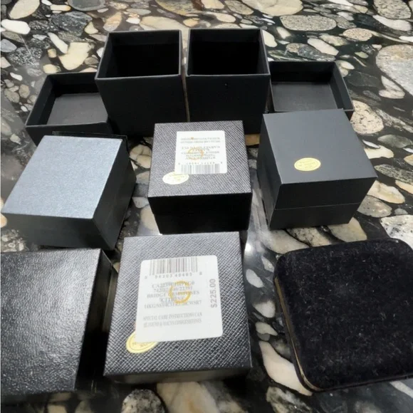 LOT of Elegant Black Ring Boxes EMPTY - Picture 4 of 4